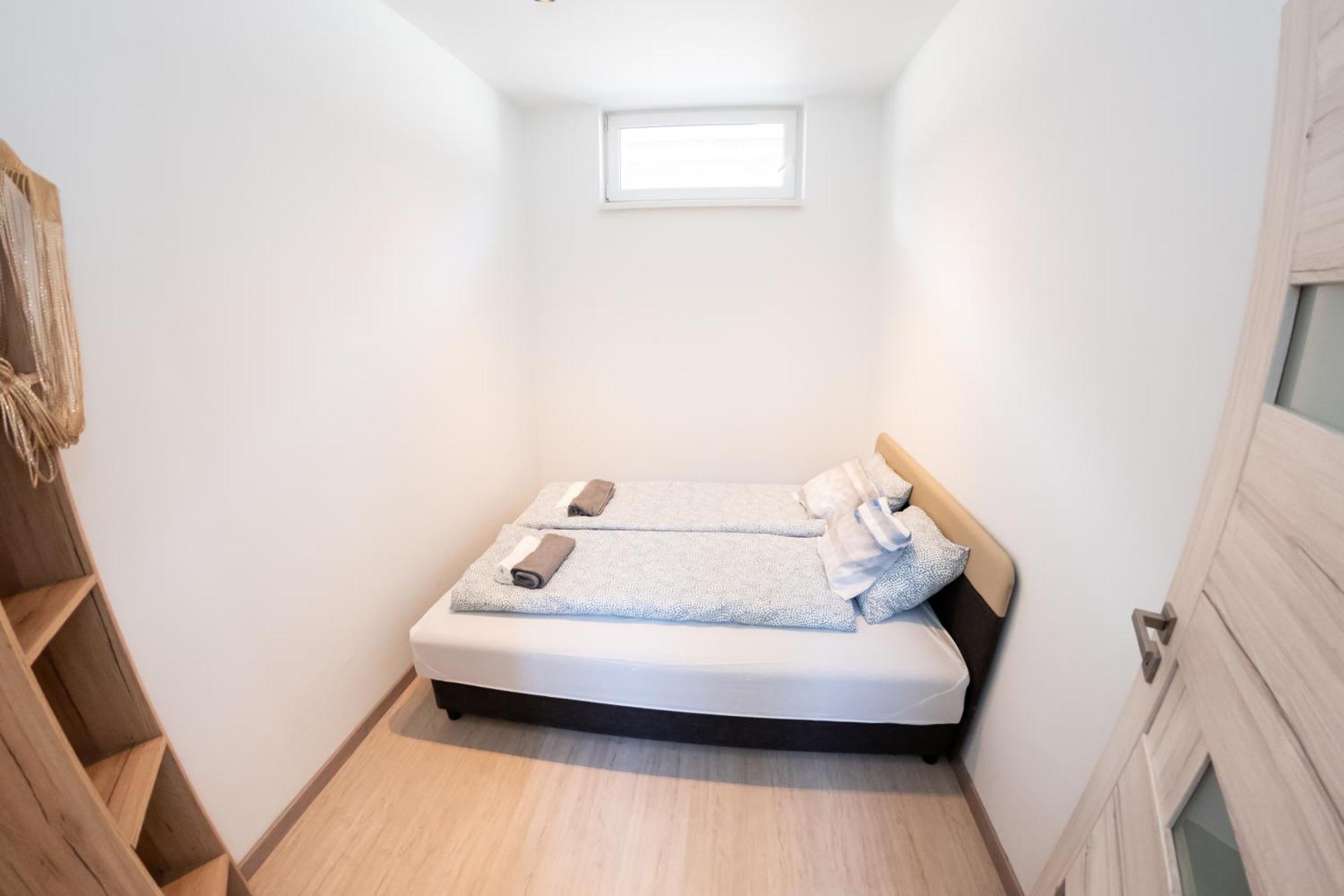 Winestone Corner Apartment 德布勒森 外观 照片